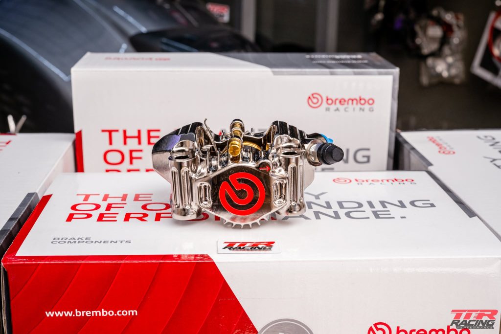 Heo dầu Brembo chính hãng billet monoblock Nickel