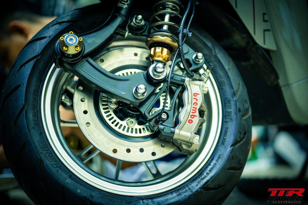 Lambretta X300 up to Brembo 