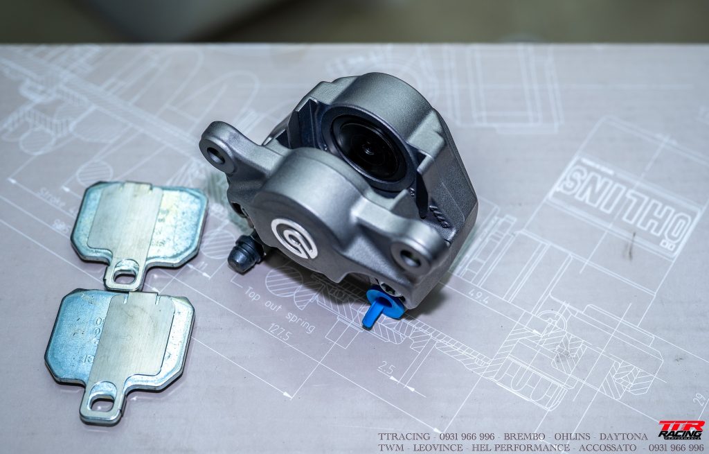 Heo dầu Brembo piston đặc được sử dụng trong các dòng xe PKL
