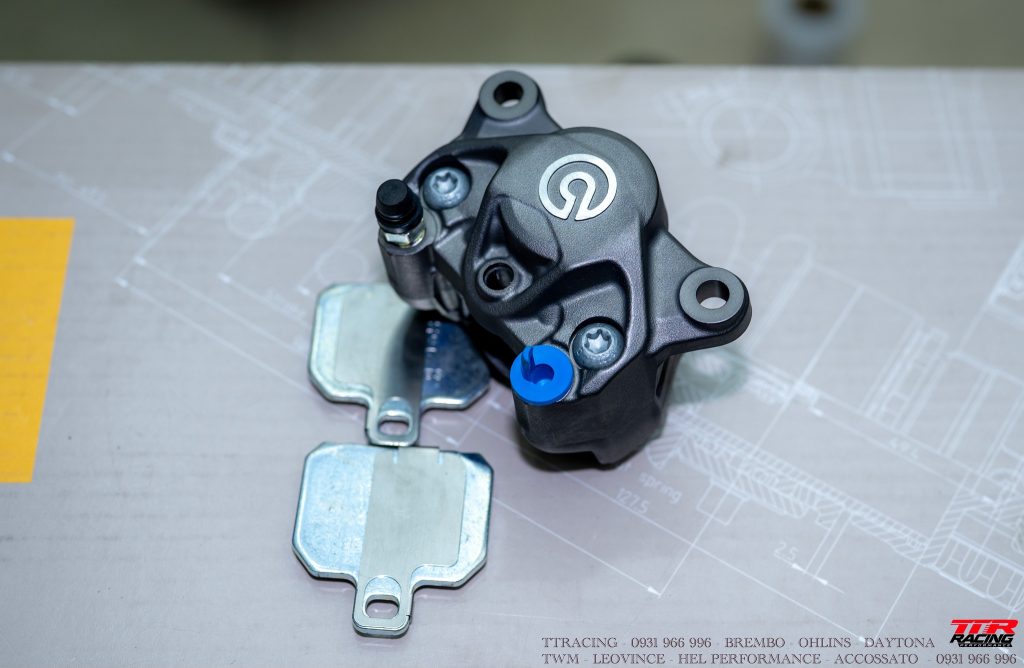 Brembo 2 pis đối xứng piston đặc PKL - logo xám