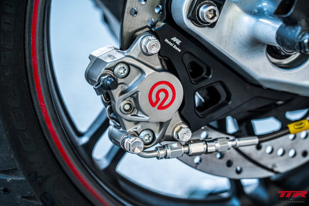 Heo dầu Brembo 2 pis đối xứng
