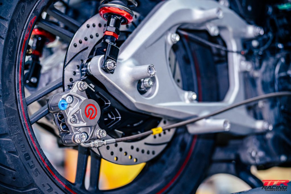 Heo sau Brembo 2 pis đối xứng - dĩa 267mm
