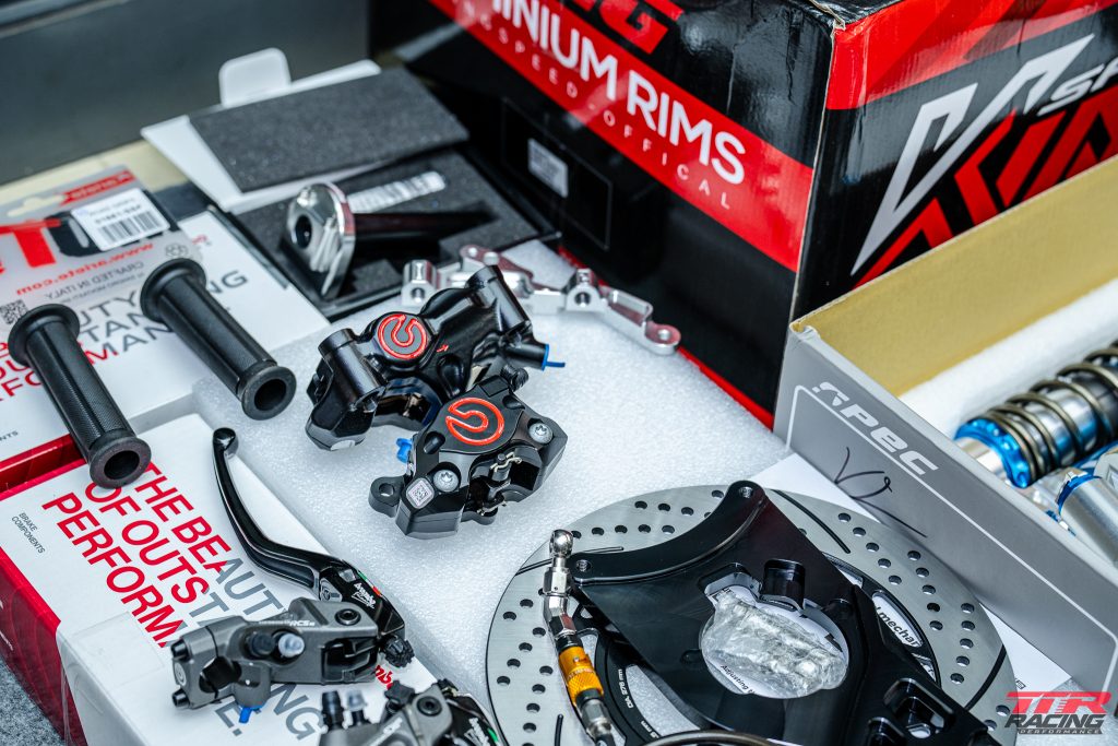 Heo Brembo với nhiều mẩu quí anh em lựa chọn